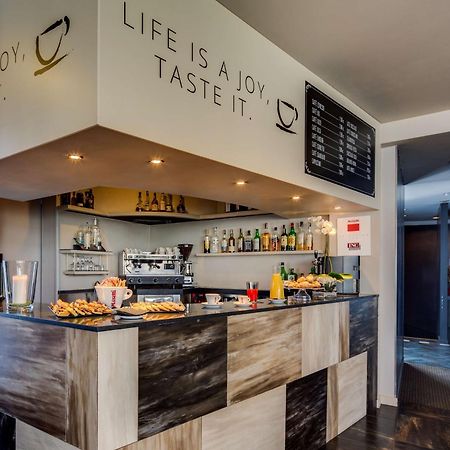 Best Western Plus Hotel Farnese Parma Exterior photo
