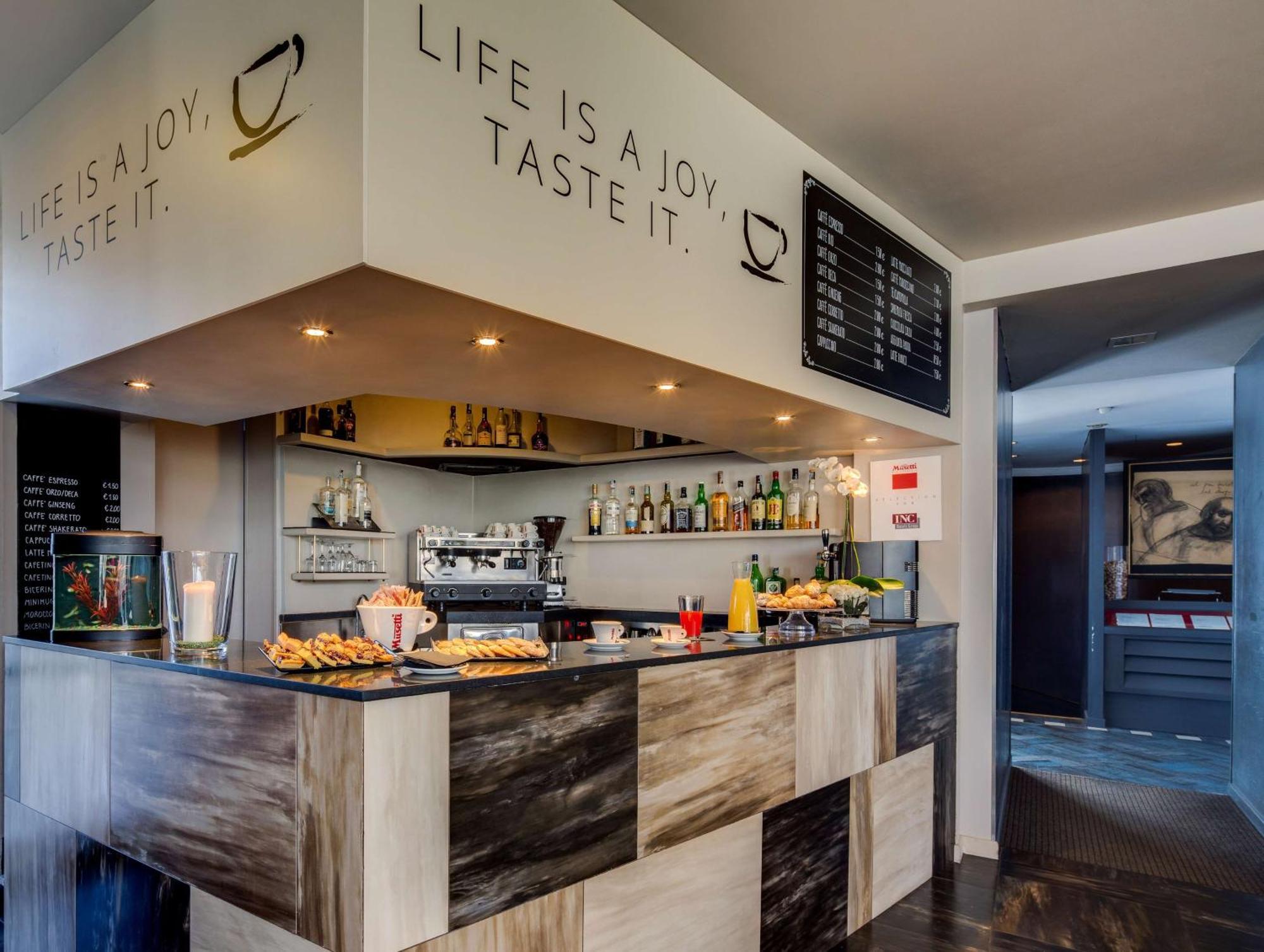 Best Western Plus Hotel Farnese Parma Exterior photo