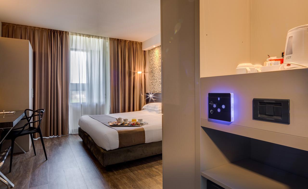 Best Western Plus Hotel Farnese Parma Exterior photo